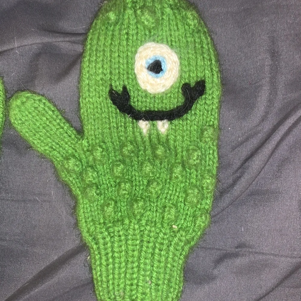 Adorable one eyed monster green gloves